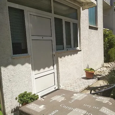 Apartamento Fjaka *